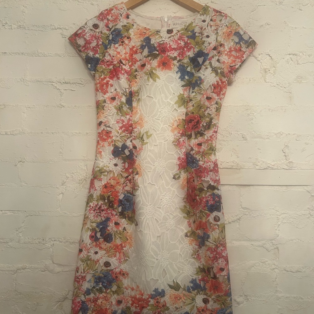APRICOT Floral Lace Midi Dress